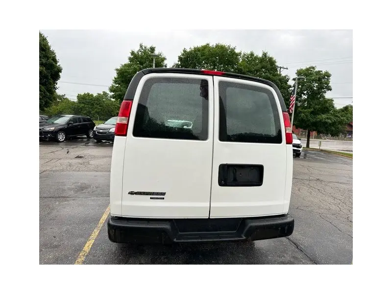 2015 CHEVROLET Express 2500