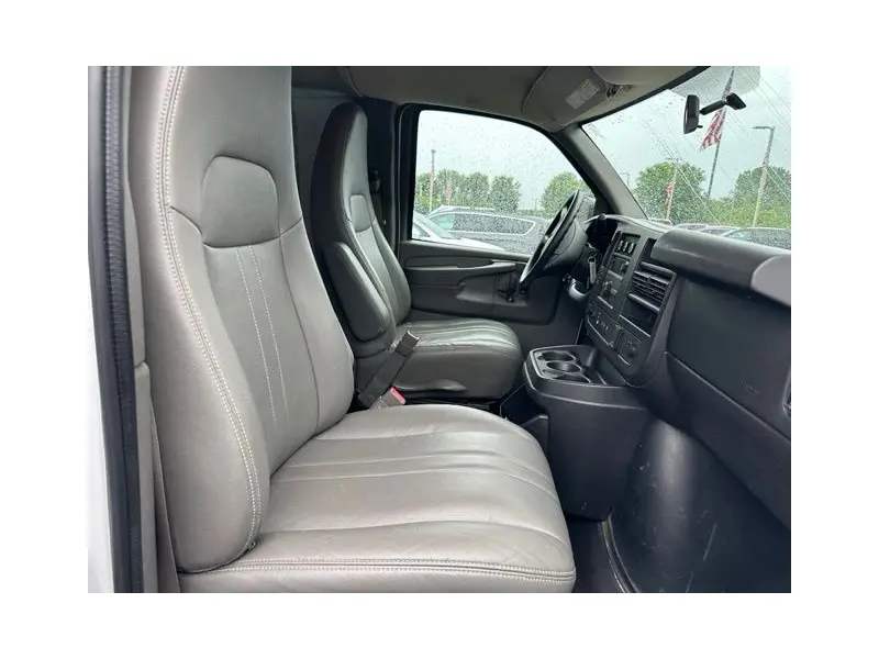 2015 CHEVROLET Express 2500