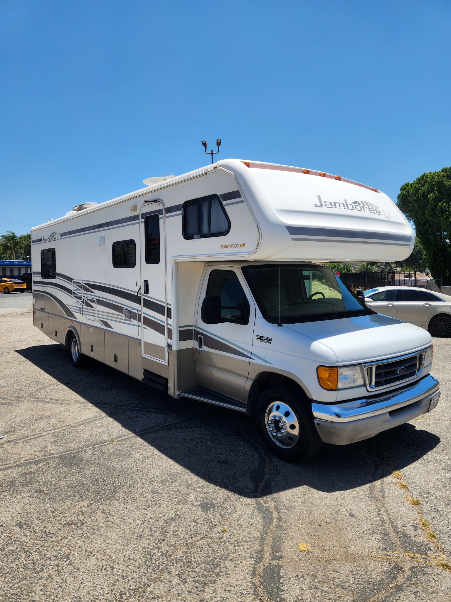 2004 Fleetwood JAMBOREE GT 31W RV