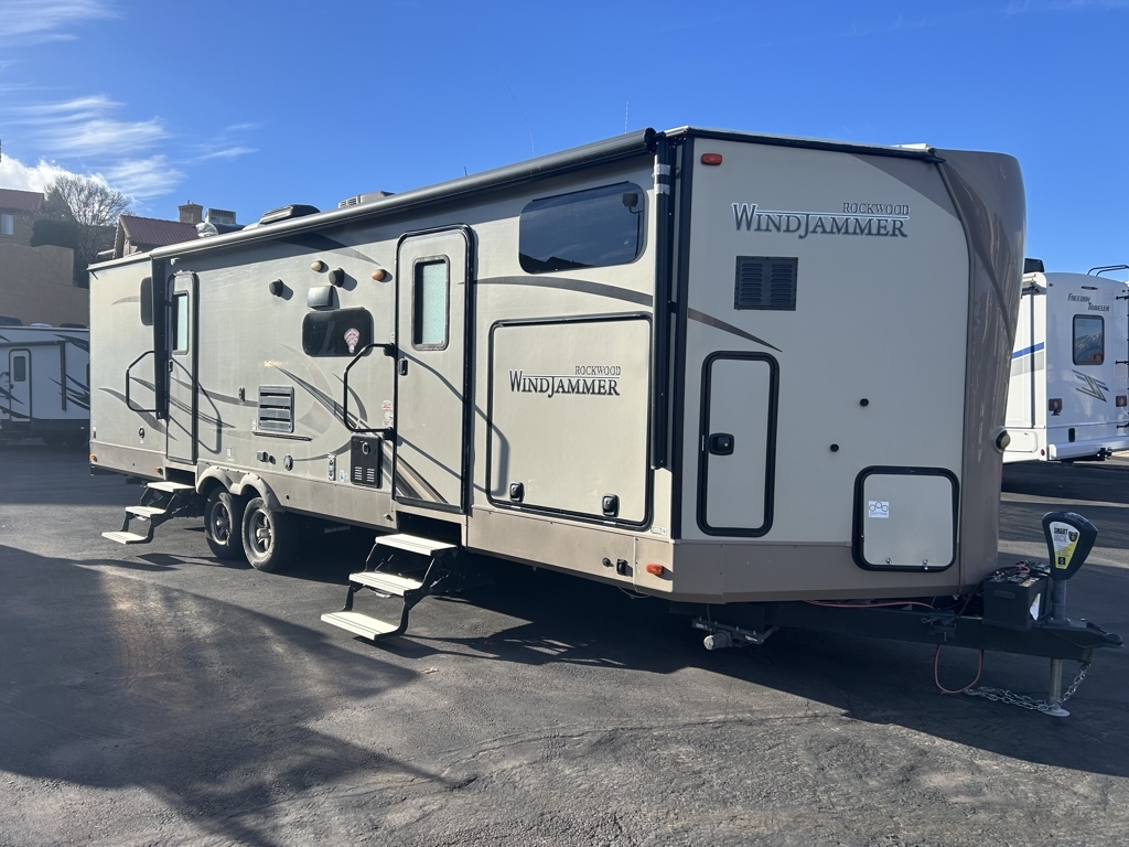 2018 Forest River Rockwood Wind Jammer 3006WK in st george