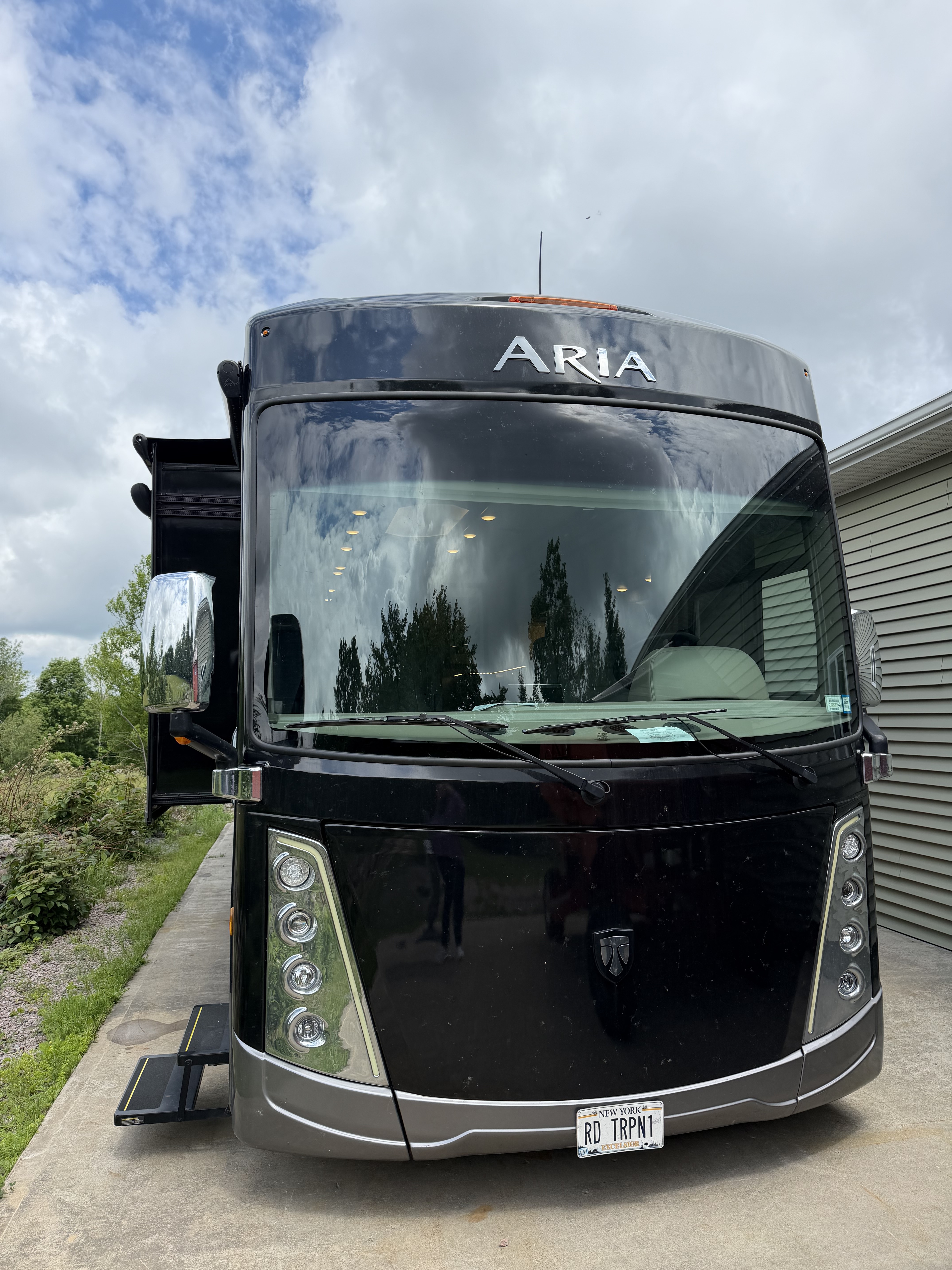 2023 Thor Motor Coach ARIA 4000 RV