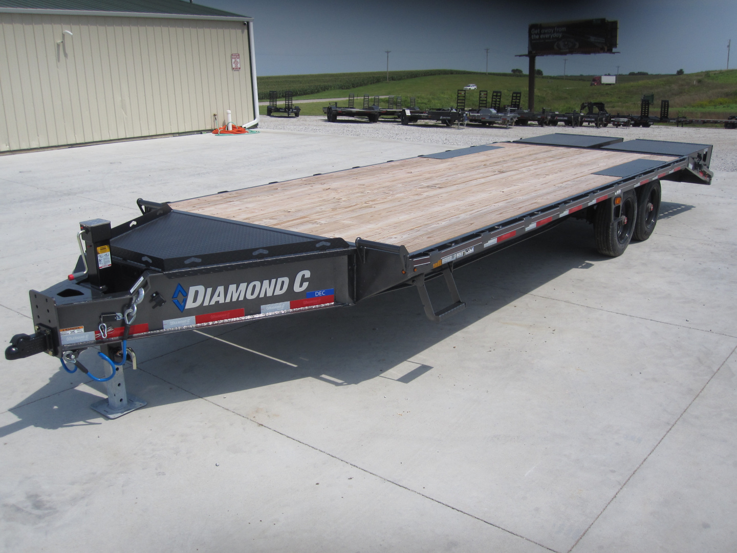 2025 Diamond C Trailers DEC-210 102x24 in Palmyra, NE