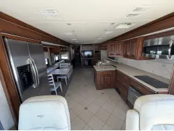 2012 Freightliner Providence 42P XCM Chassis