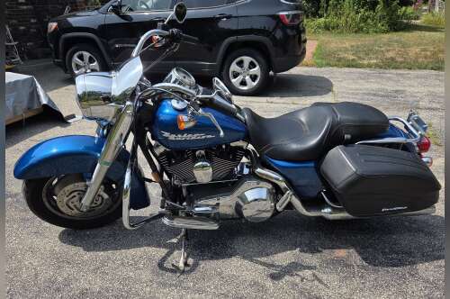 2005 Harley-Davidson ROAD KING CUSTOM in dracut MA
