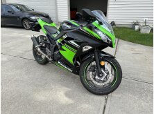 Kawasaki Brings Back the Ninja 300 ABS for 2026 image