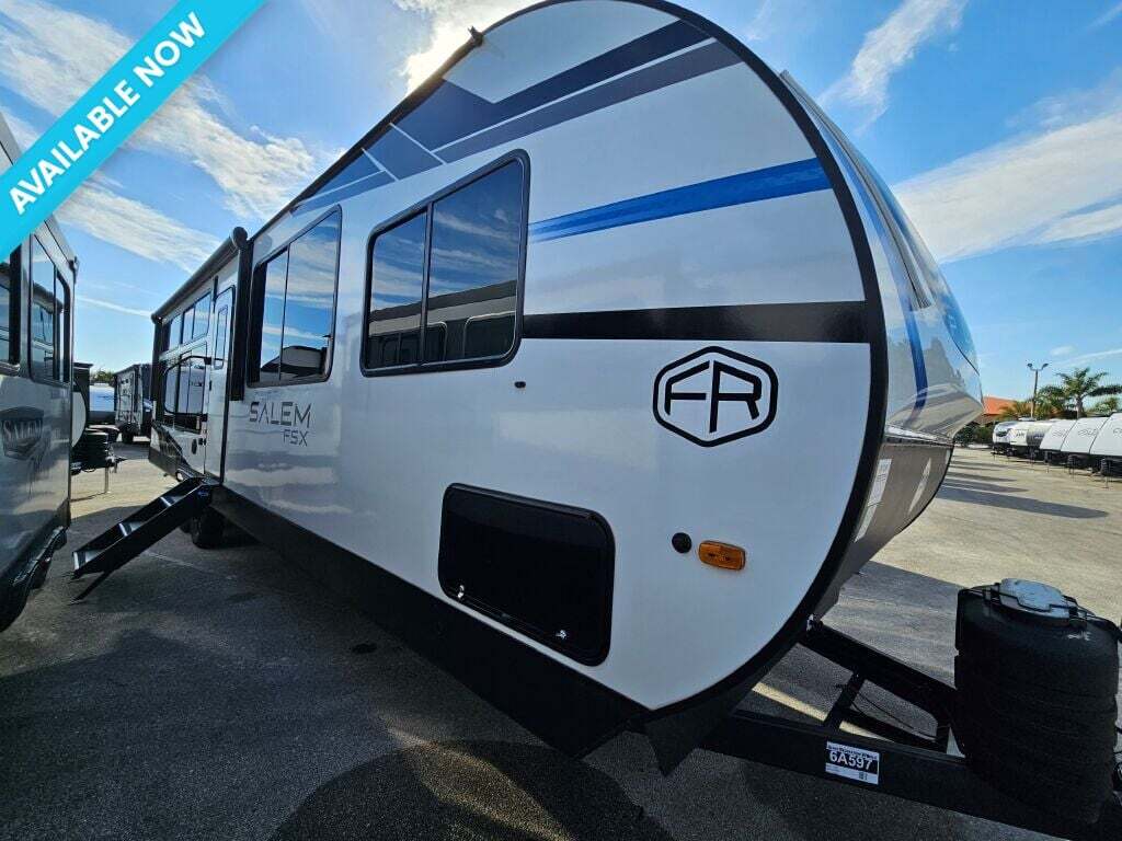 2025 Forest River SALEM FSX VERSATILE PLATINUM 30VCVIEWX in ormond beach FL