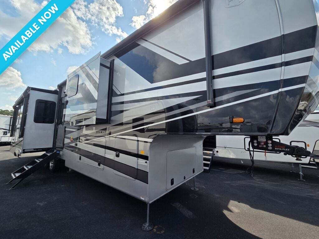 2026 Forest River RIVERSTONE LEGACY 39RKFB in ormond beach FL