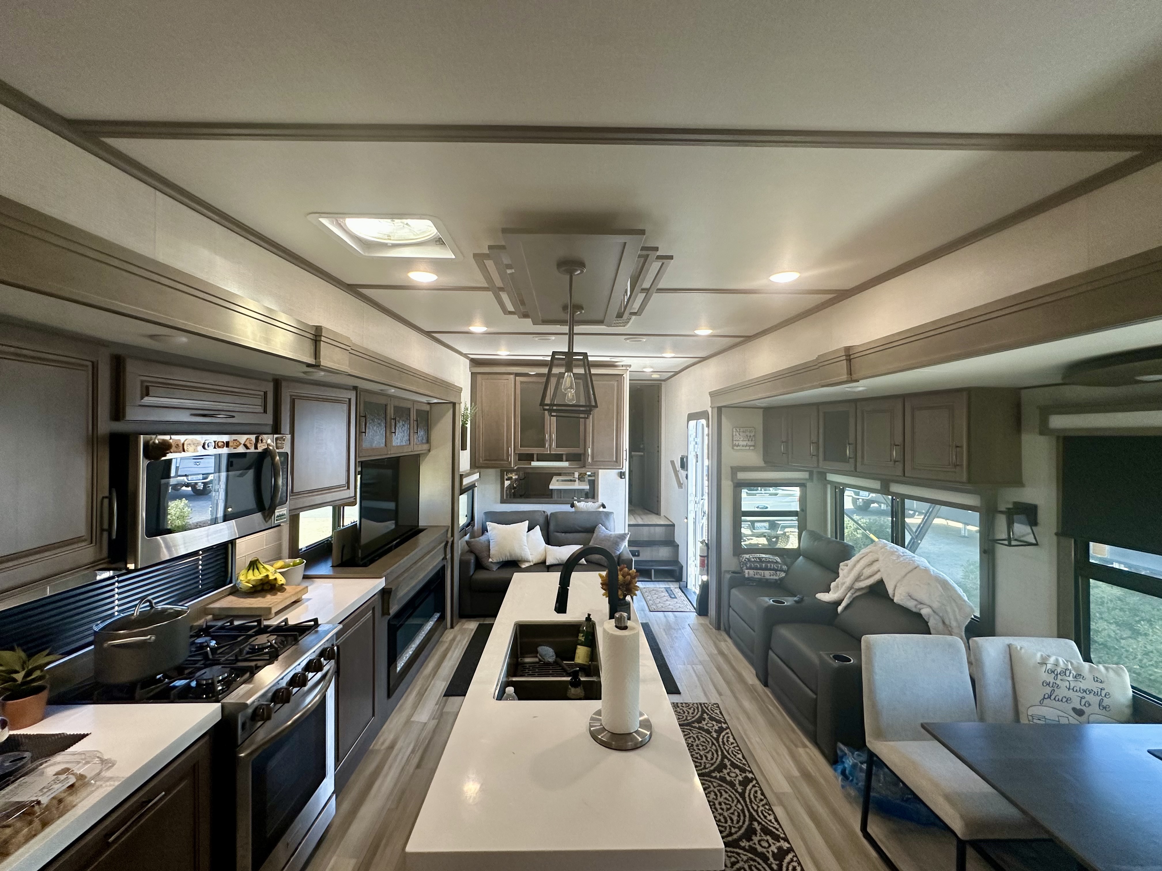 2023 Grand Design SOLITUDE 345GK RV