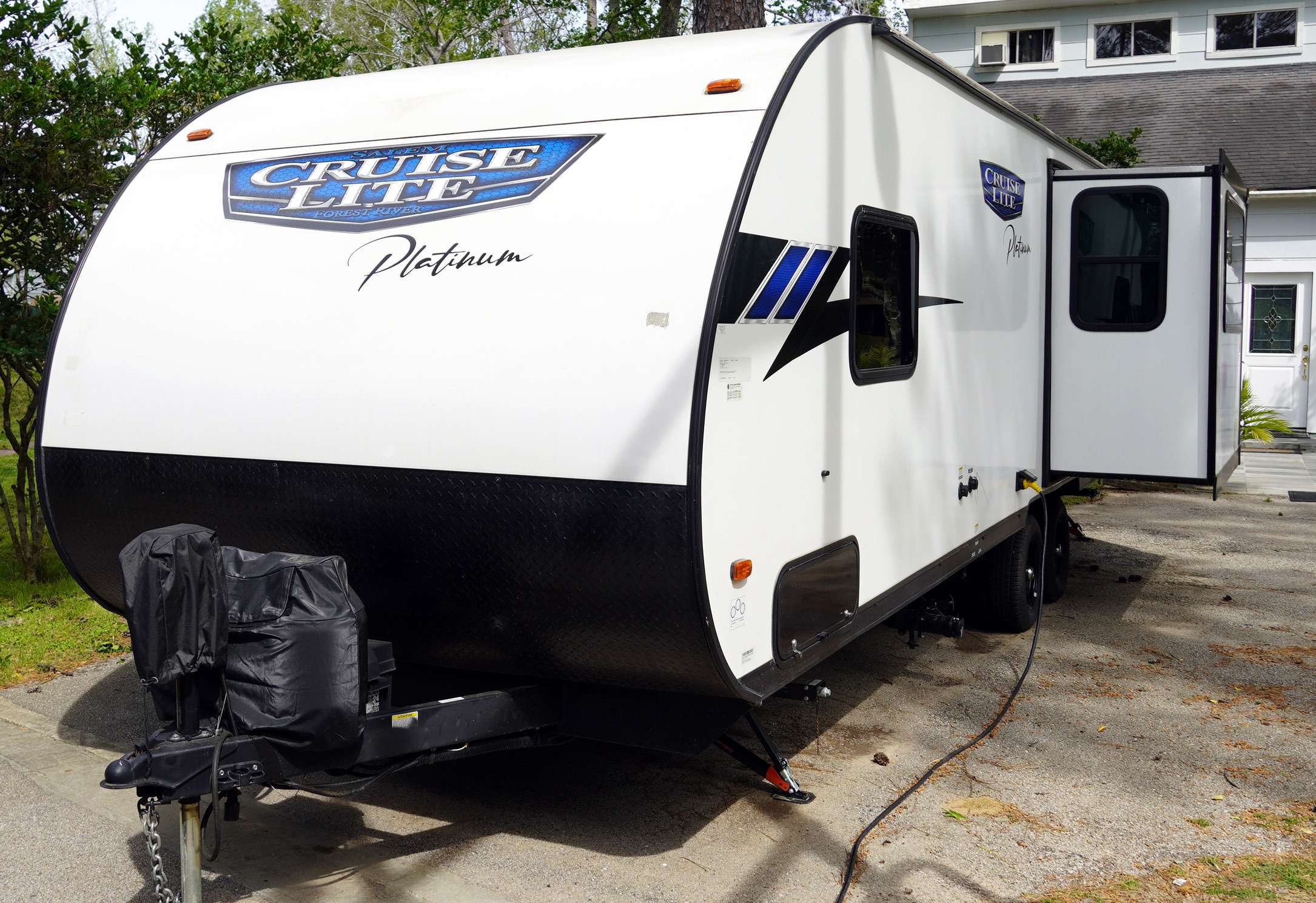 2023 Forest River Cruise Lite Platinum RV