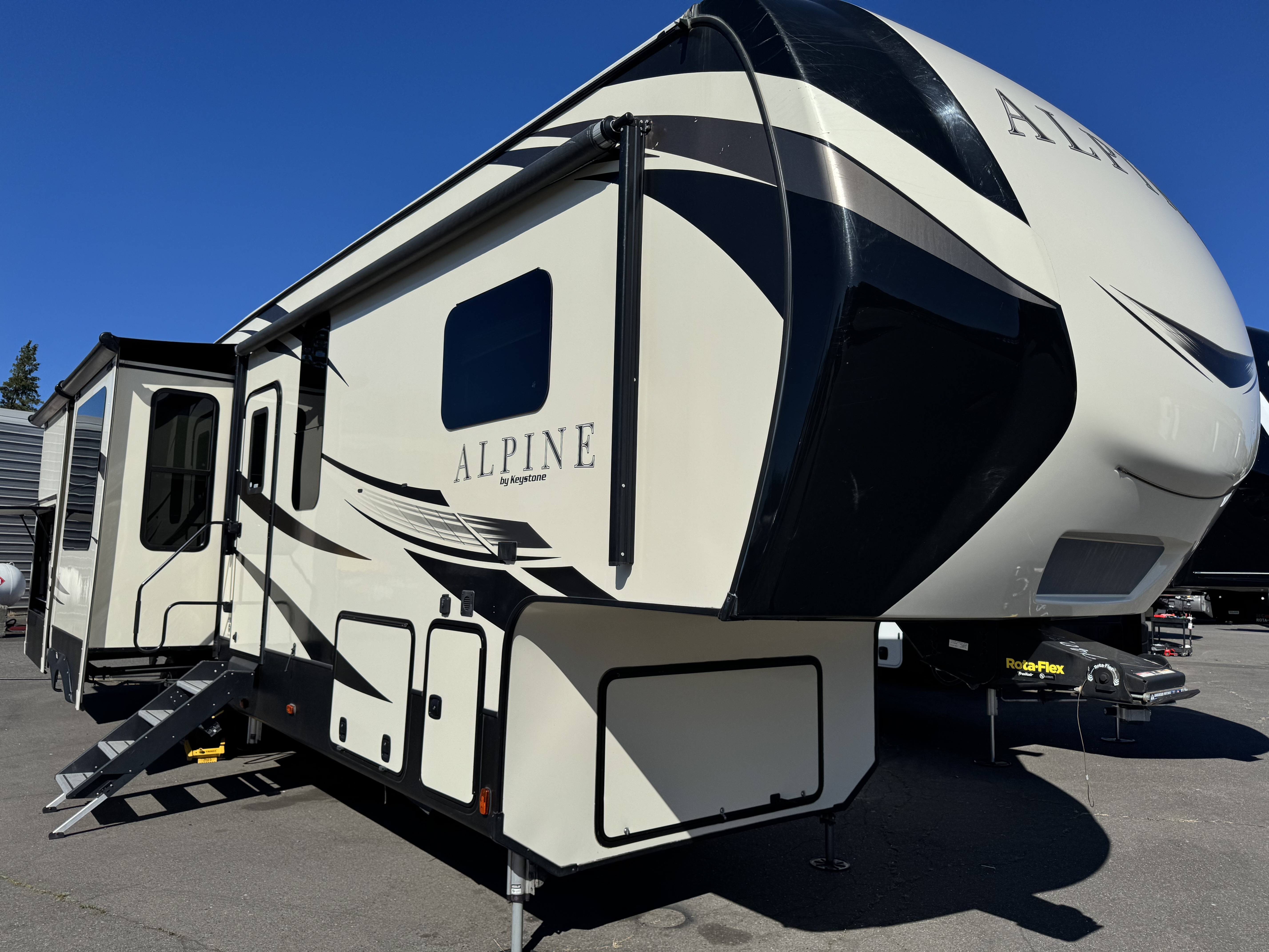 2018 Keystone ALPINE 3500RL in vancouver WA