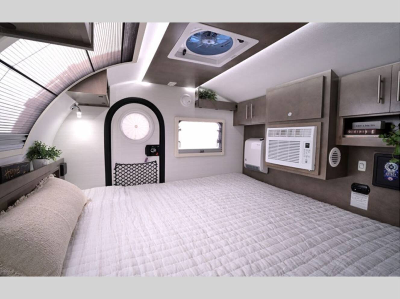 A photo of this 2024 Nucamp T@G XL BLACK CANYON