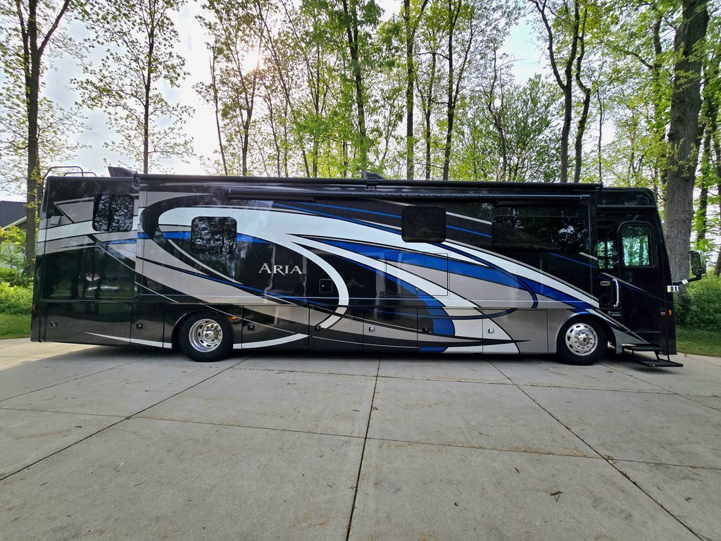 2018 Thor Motor Coach Aria 3901 in howell MI