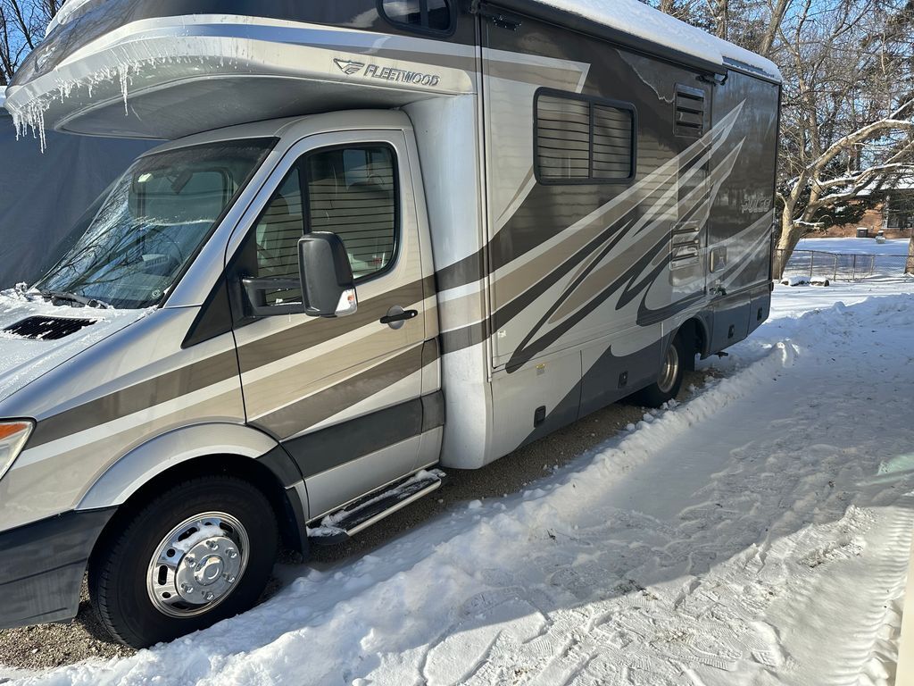 2009 Fleetwood Pulse 24D in brighton MI