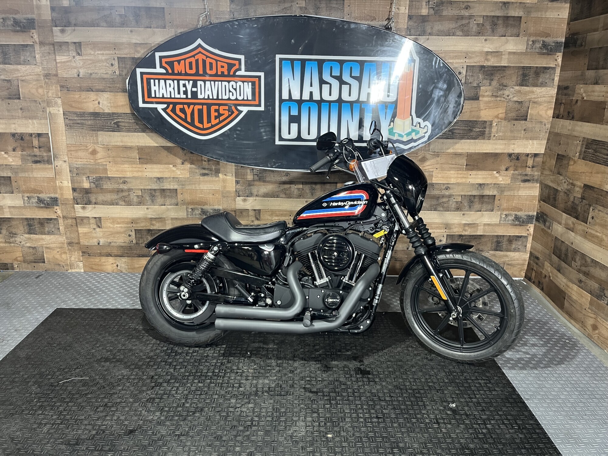 2019 Harley-Davidson Iron 1200 in Bellmore, NY