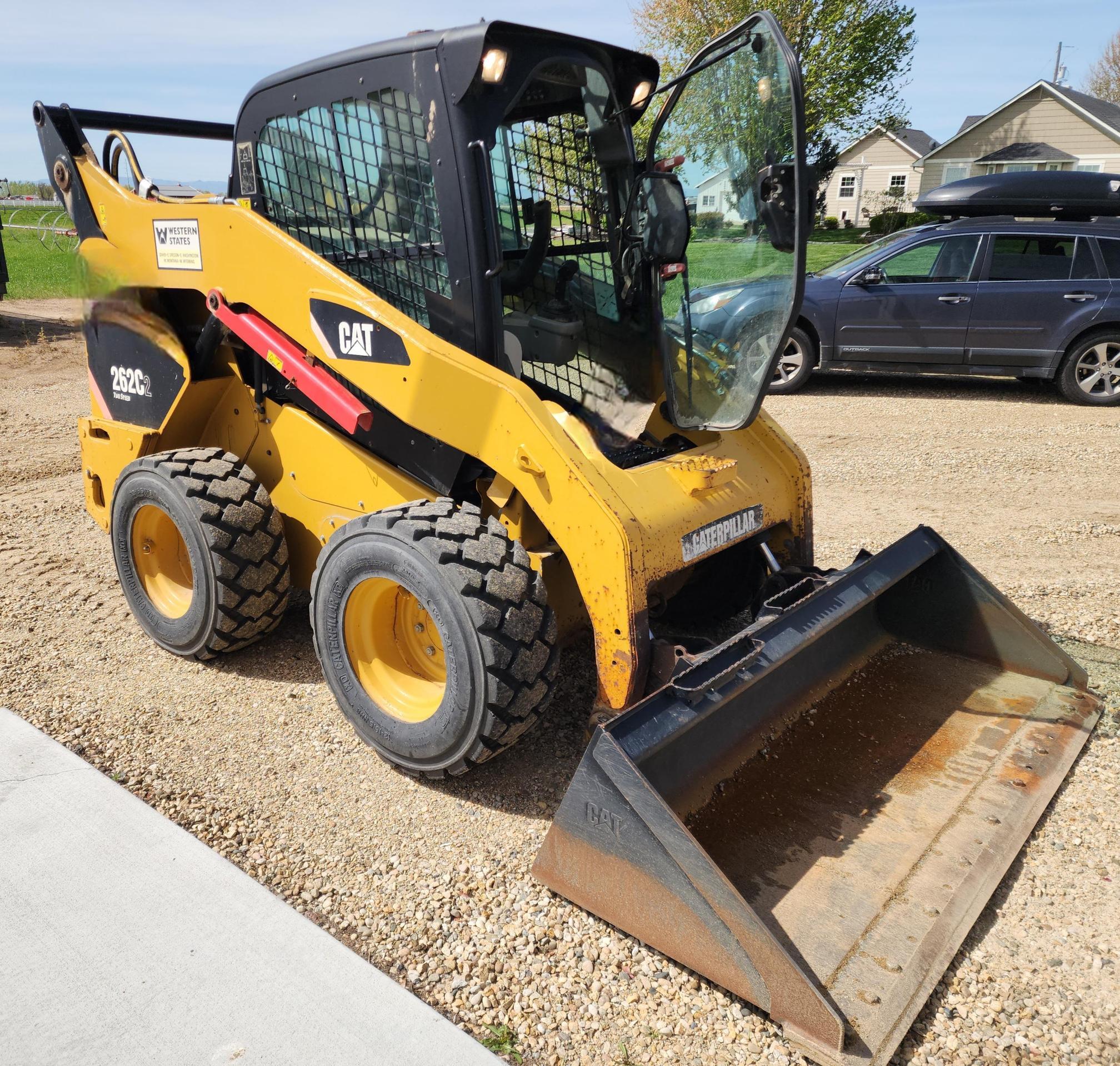 2011 CATERPILLAR 262 C in Prairieville, LA