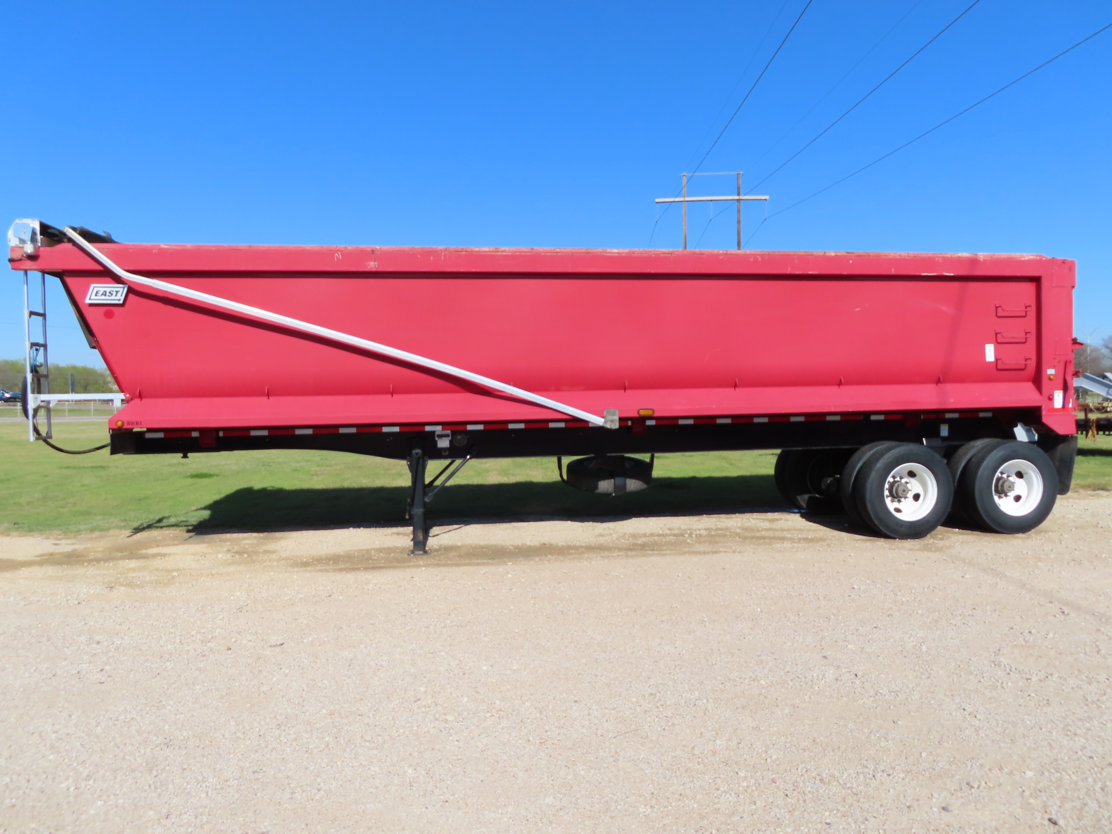 2014 EAST 36' End Dump in Burleson, TX