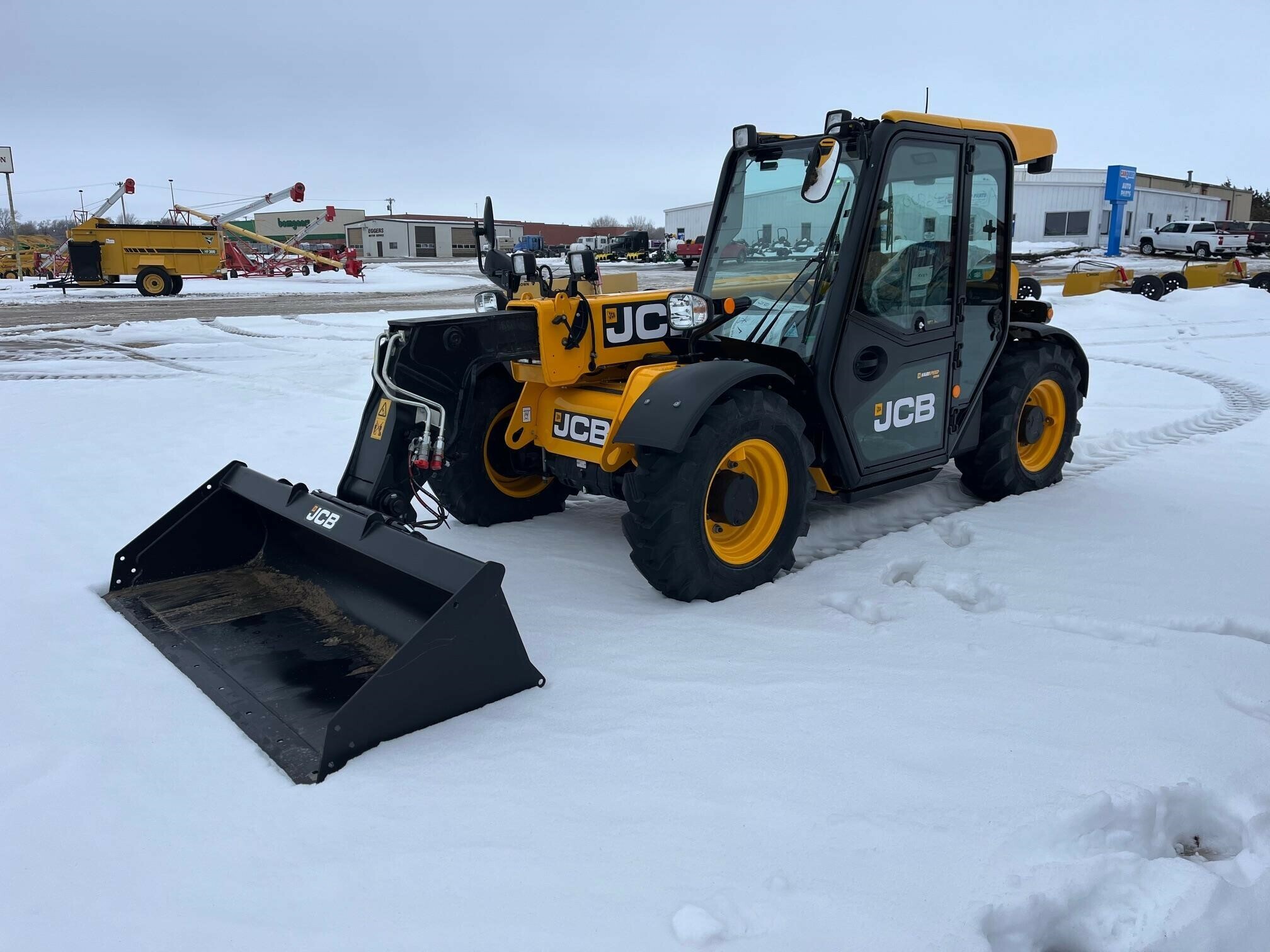 2024 JCB 525-60 AGRI PLUS in Geneva, NE