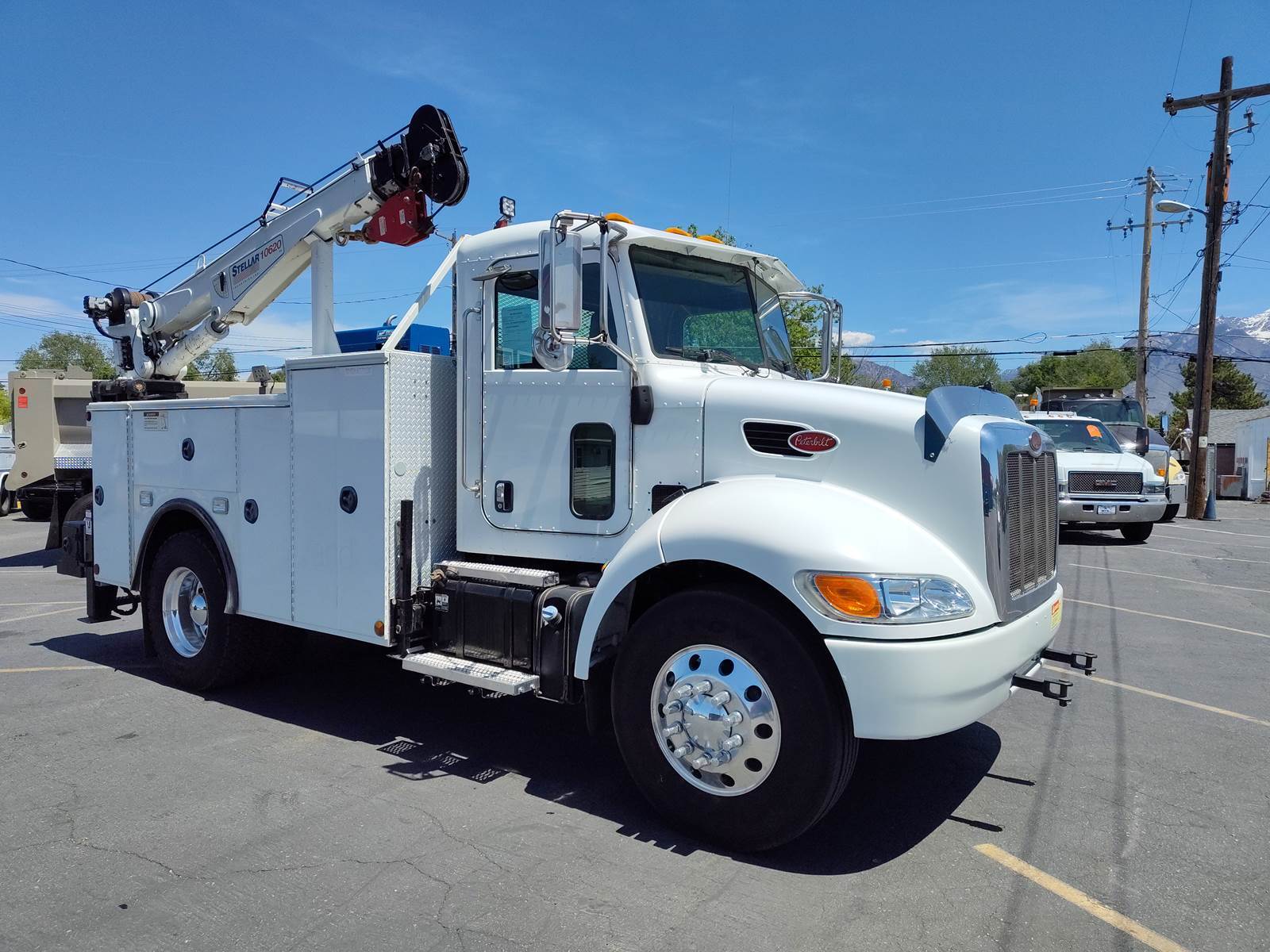 2012 PETERBILT 330 in Midvale, UT