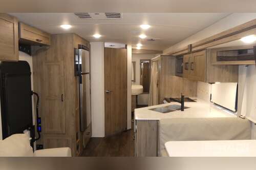 2025 Winnebago VISTA 31B in fort meyers FL