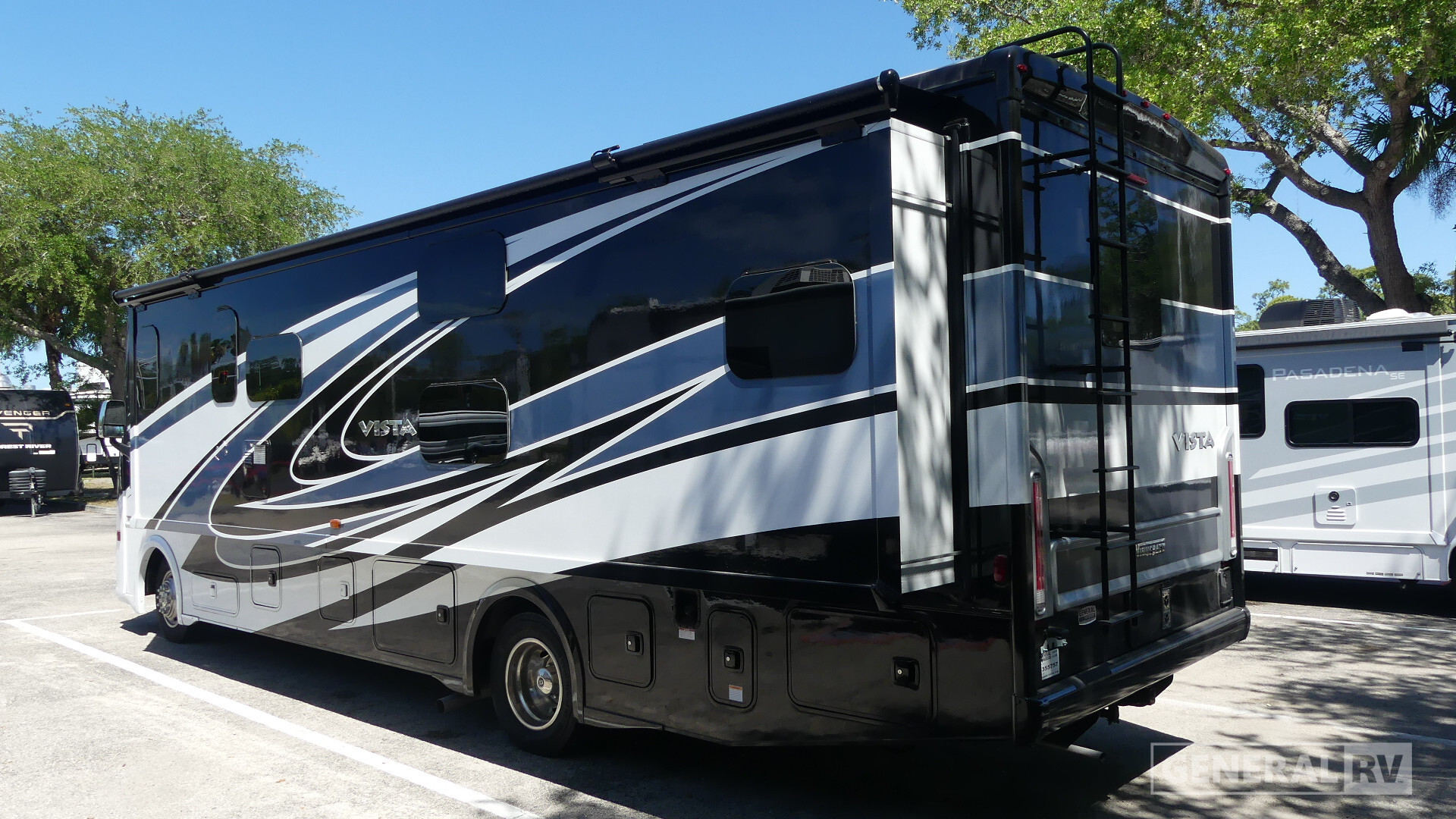 2025 Winnebago VISTA 31B in fort meyers FL