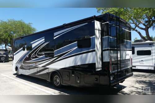 2025 Winnebago VISTA 31B in fort meyers FL