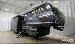 2026 Keystone FUZION 432 Fifth Wheel Toy Hauler RV