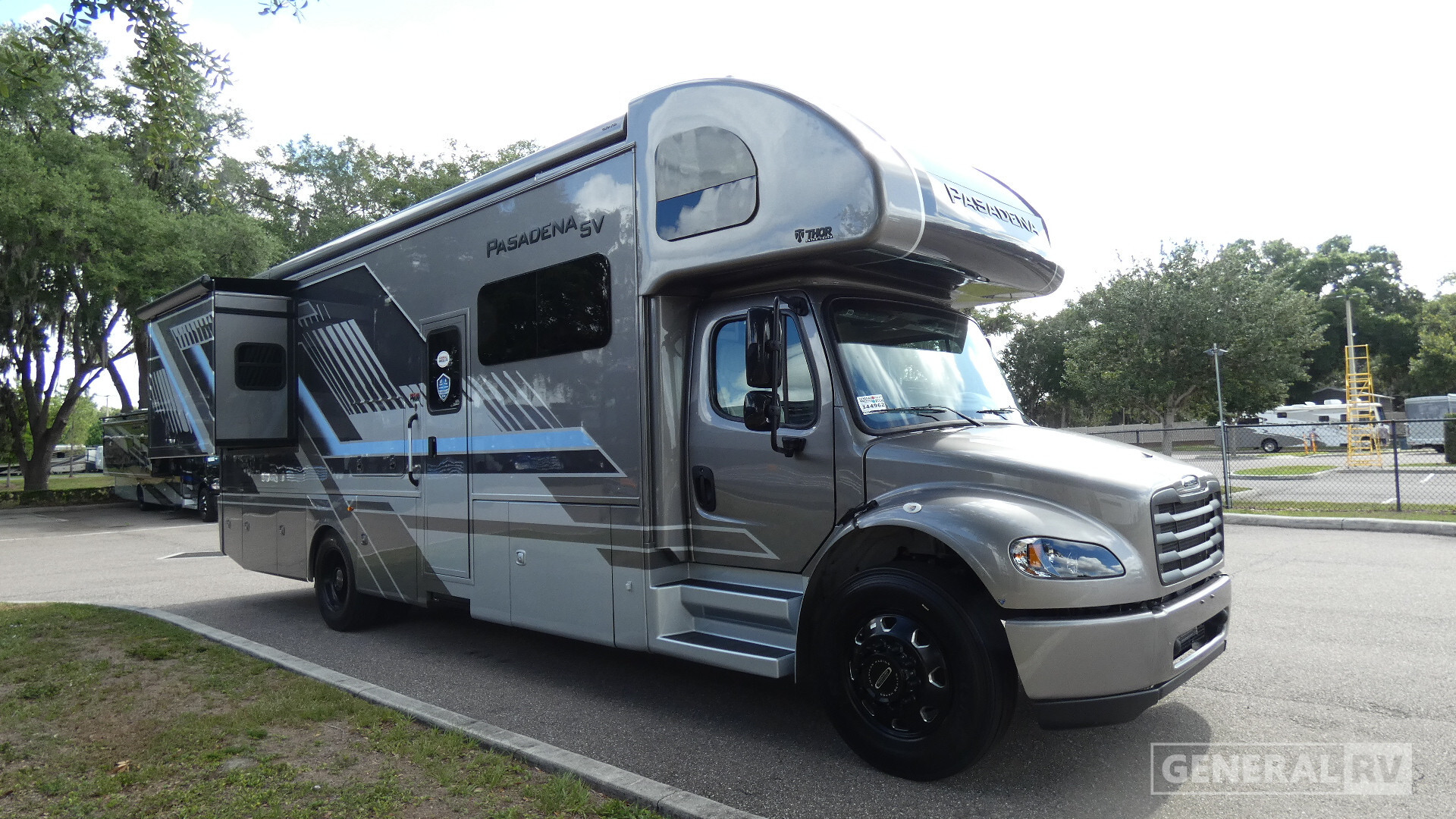2026 Thor Motor Coach PASADENA SV 34XG in dover FL