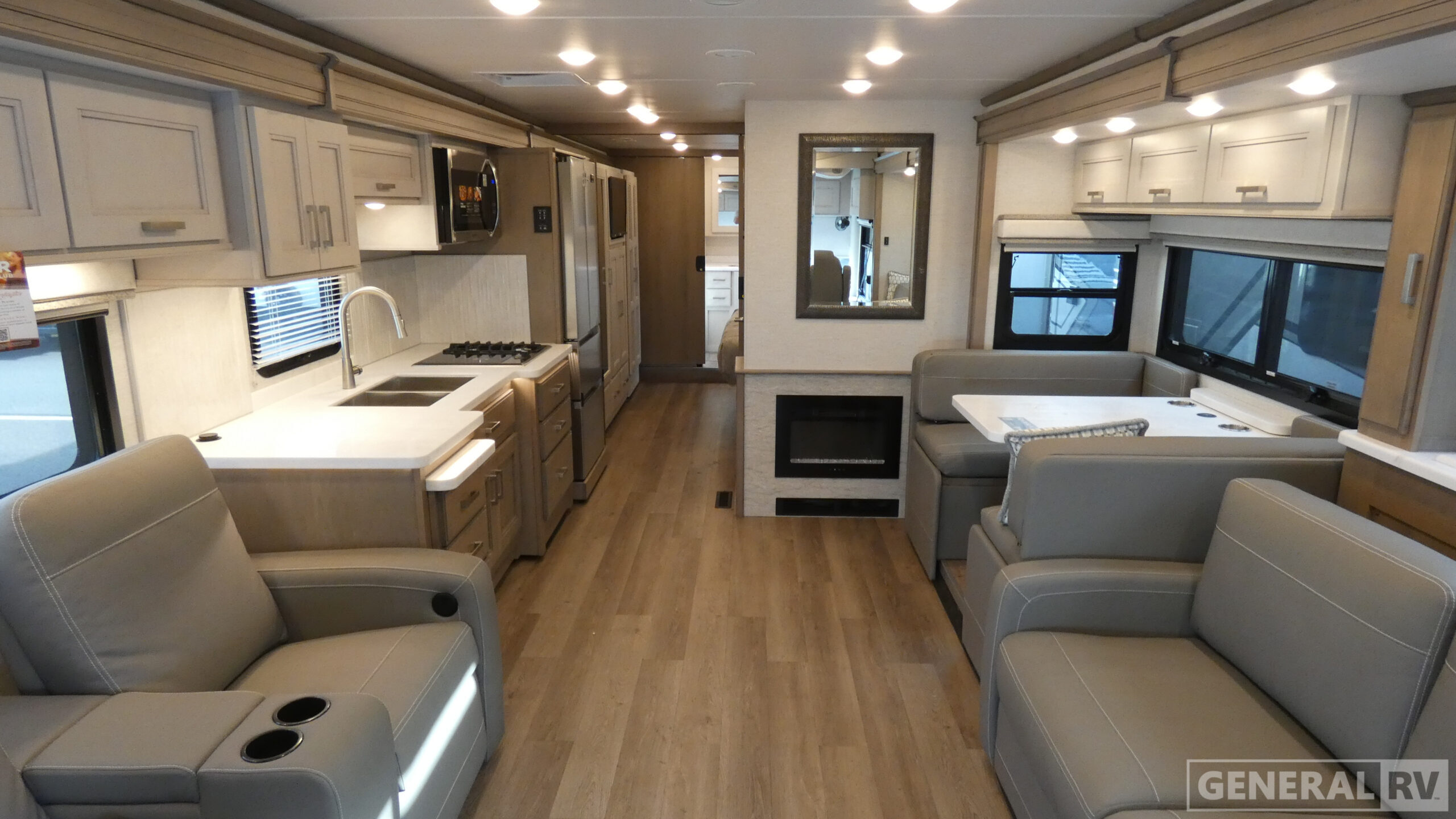 2026 Thor Motor Coach RIVIERA 38RB in wixom MI