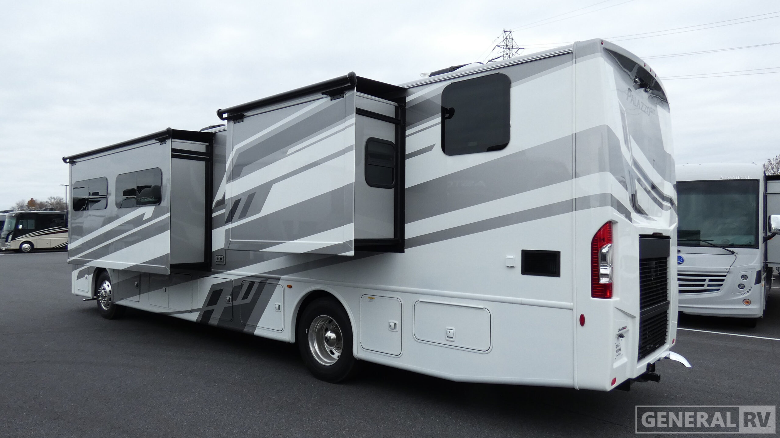 2026 Thor Motor Coach PALAZZO GT 37.5 in fort meyers FL