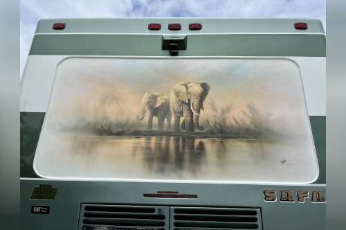 2001 Safari ZANZIBAR 3596 in winchester CA