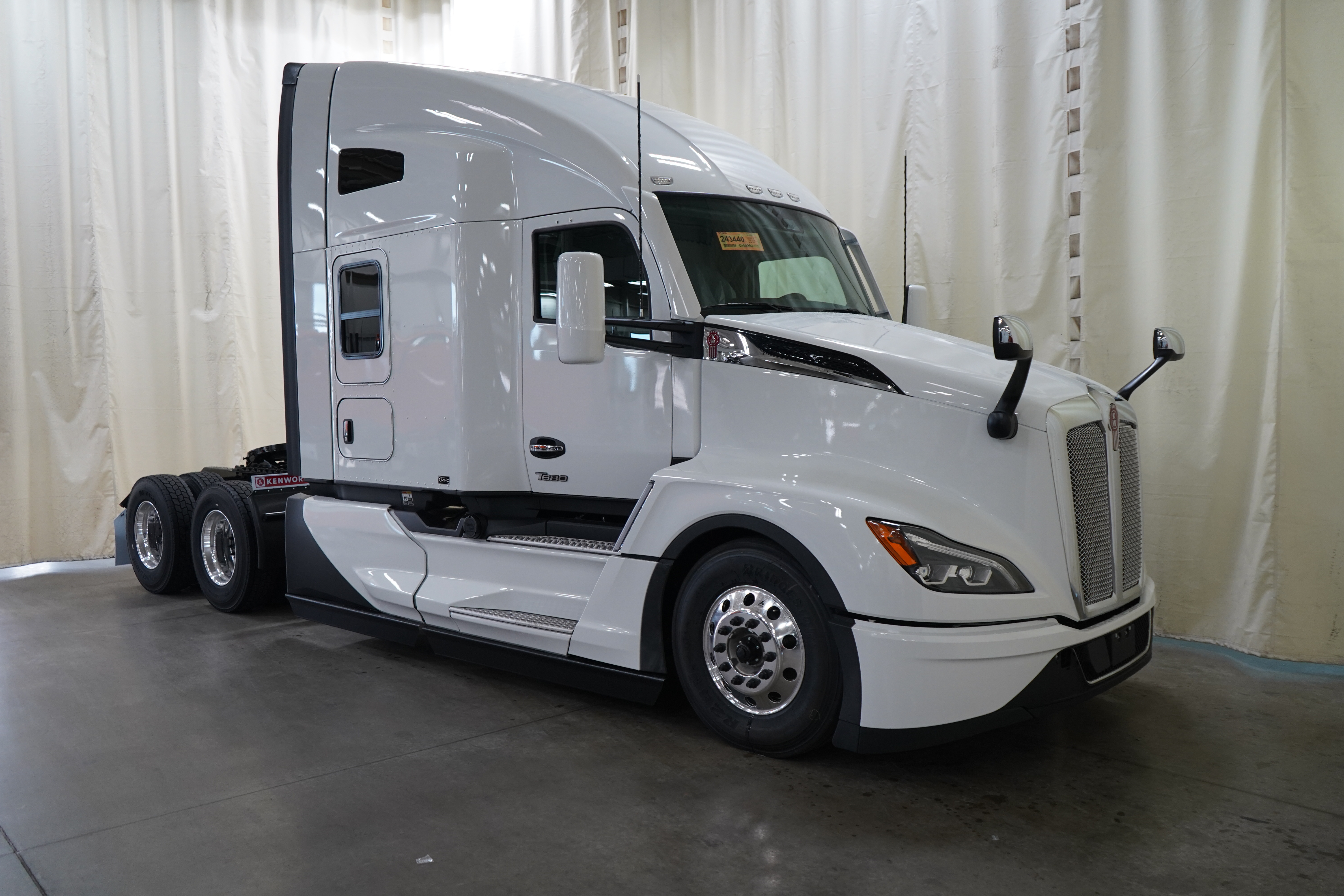 2027 KENWORTH T680 in Mableton, GA