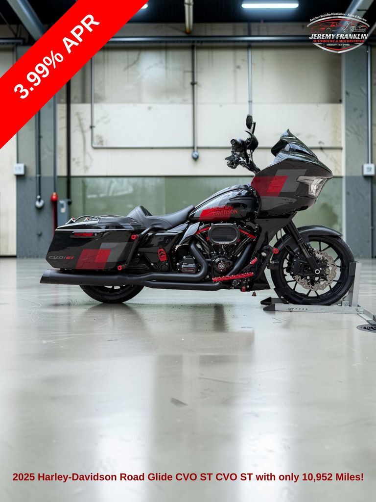 2025 Harley-Davidson ROAD GLIDE CVO ST CVO ST in Blue Springs, MO