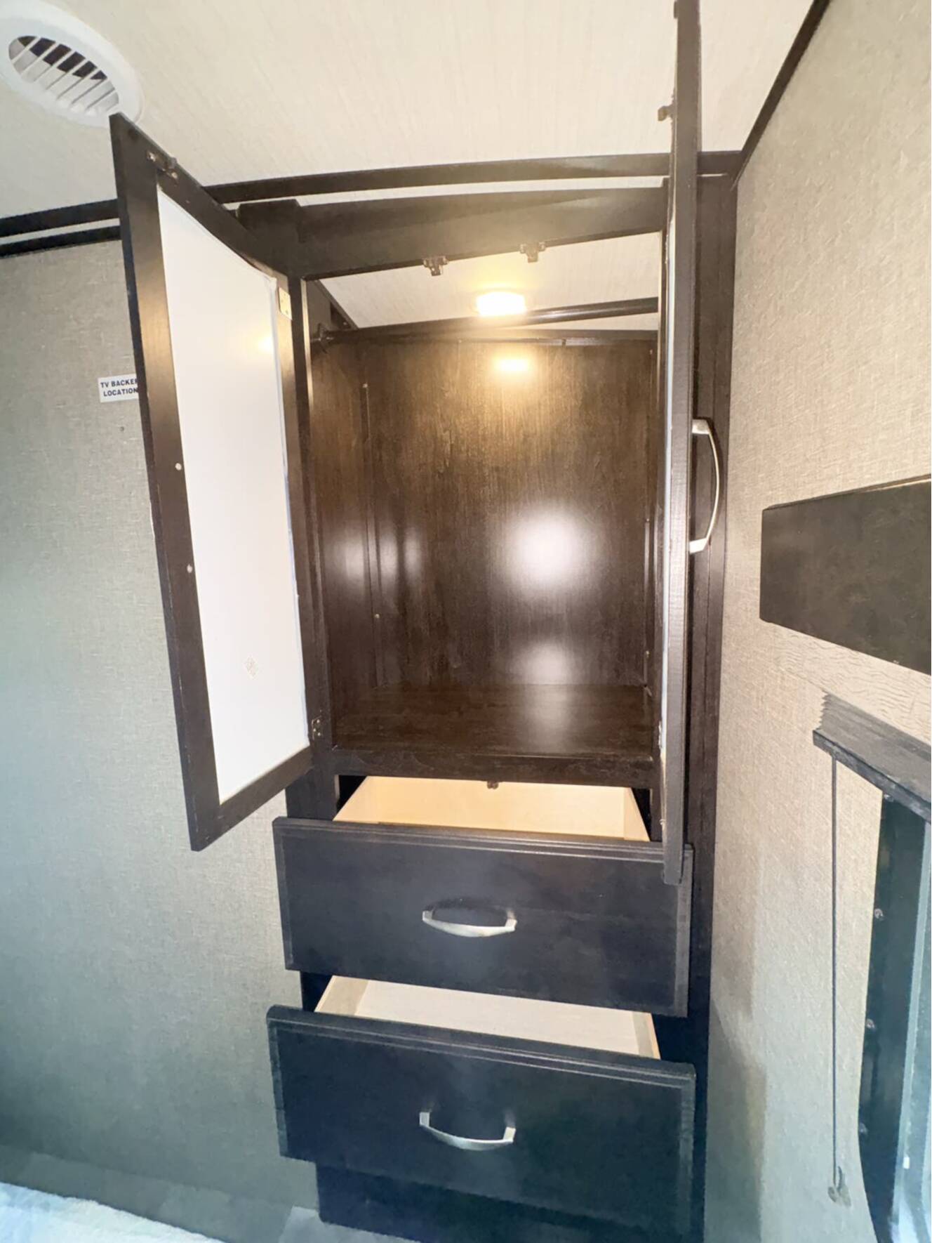 A photo of this 2019 Grand Design Imagine 2970RL