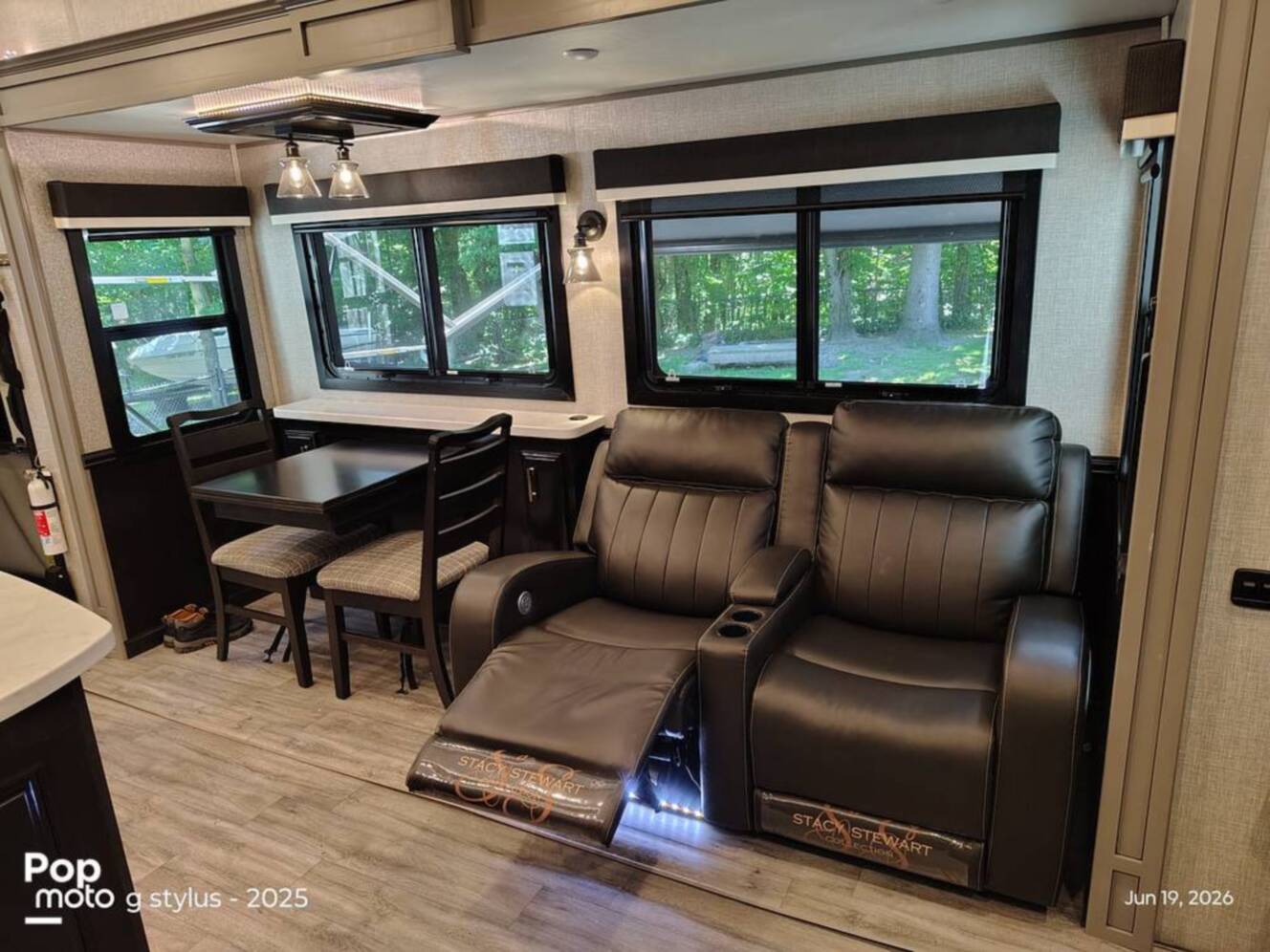 A photo of this 2022 Jayco Pinnacle 36SSWS