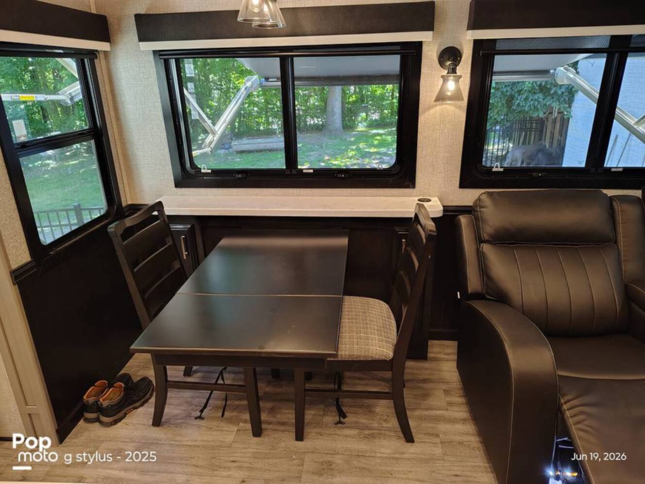 A photo of this 2022 Jayco Pinnacle 36SSWS