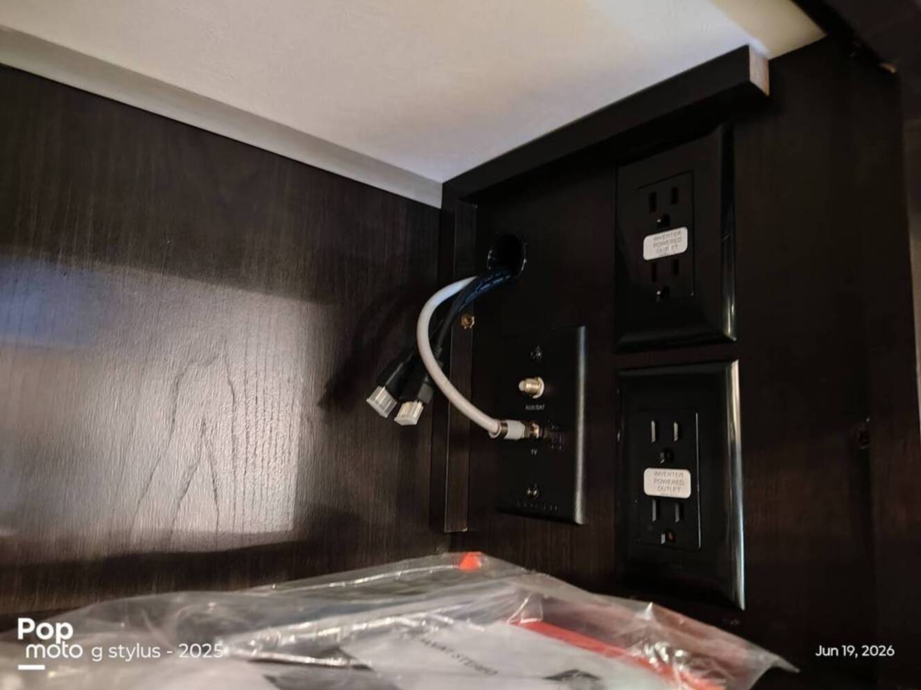 A photo of this 2022 Jayco Pinnacle 36SSWS