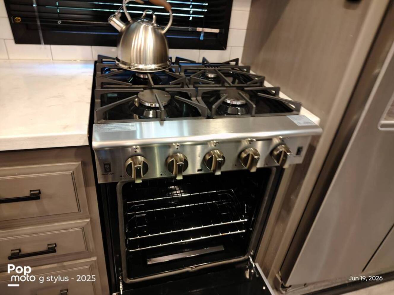 A photo of this 2022 Jayco Pinnacle 36SSWS