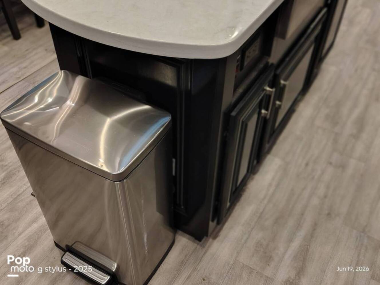A photo of this 2022 Jayco Pinnacle 36SSWS