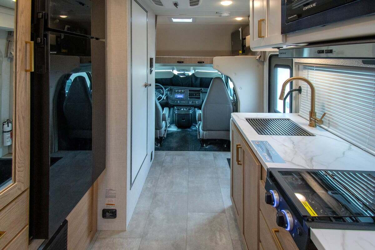 2027 Thor Motor Coach Chateau 19Z in alvarado TX