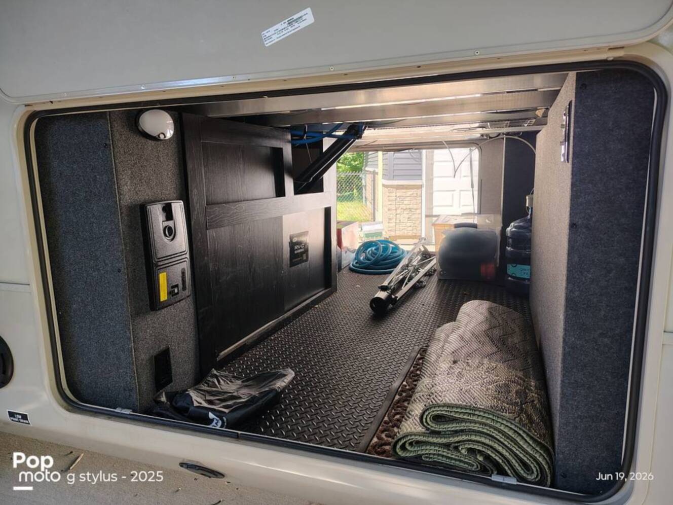 A photo of this 2022 Jayco Pinnacle 36SSWS