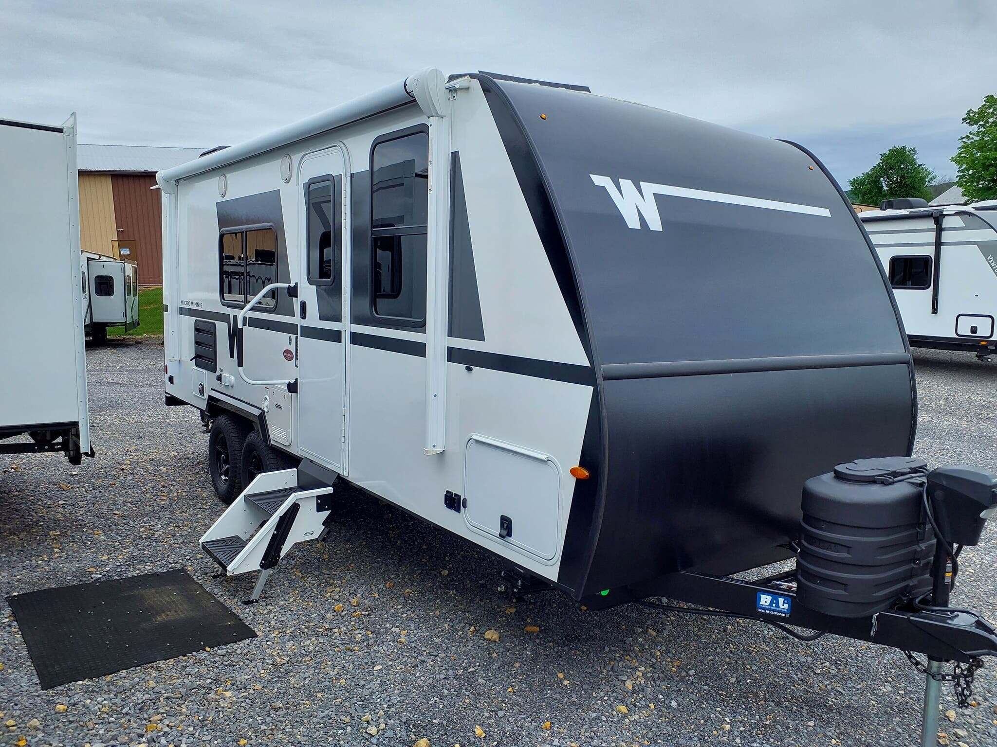 2026 Winnebago Micro Minnie 2200FBH in mifflintown PA