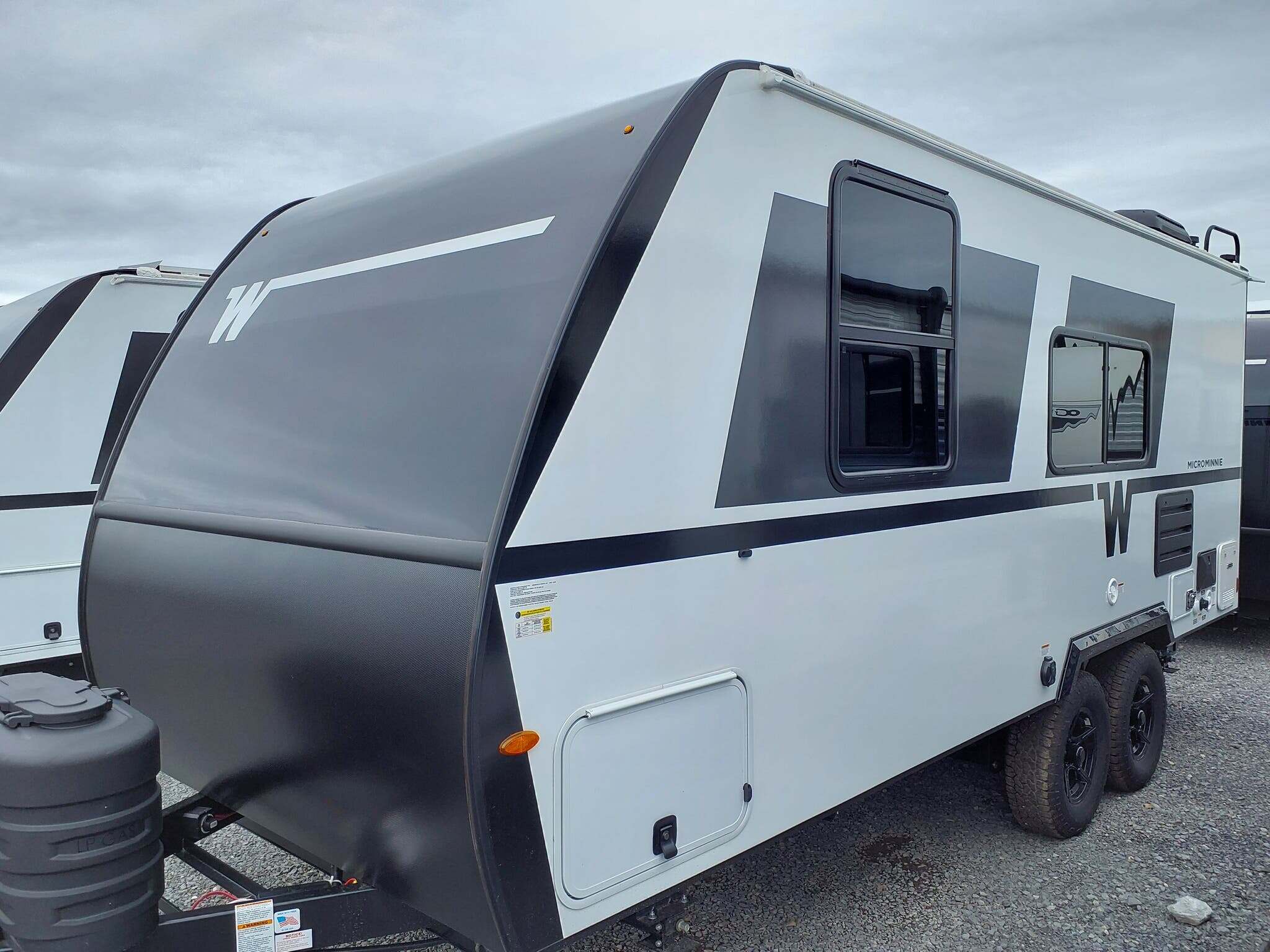 2026 Winnebago Micro Minnie 2000FRB in mifflintown PA