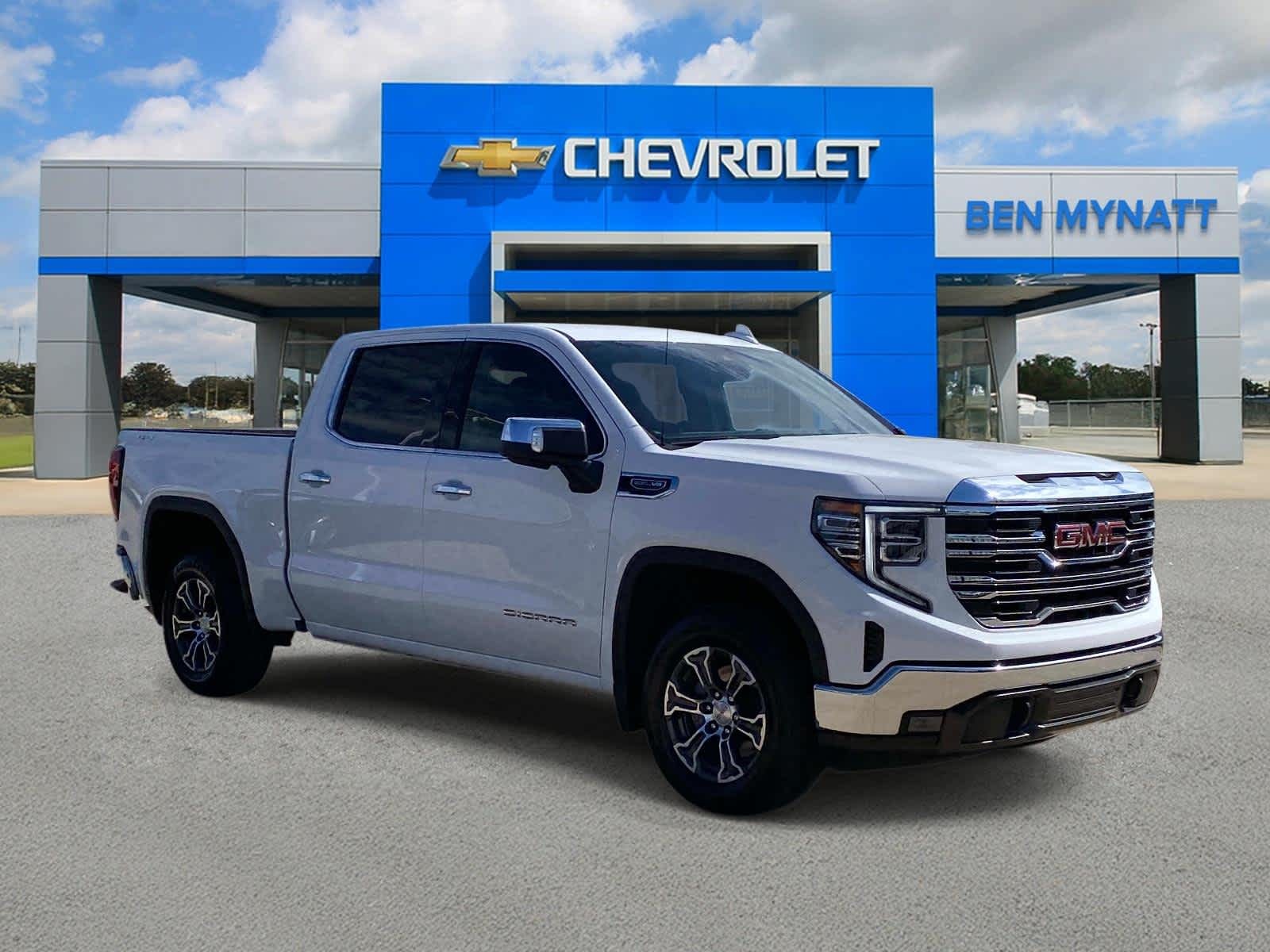 2025 GMC SIERRA in Concord, NC