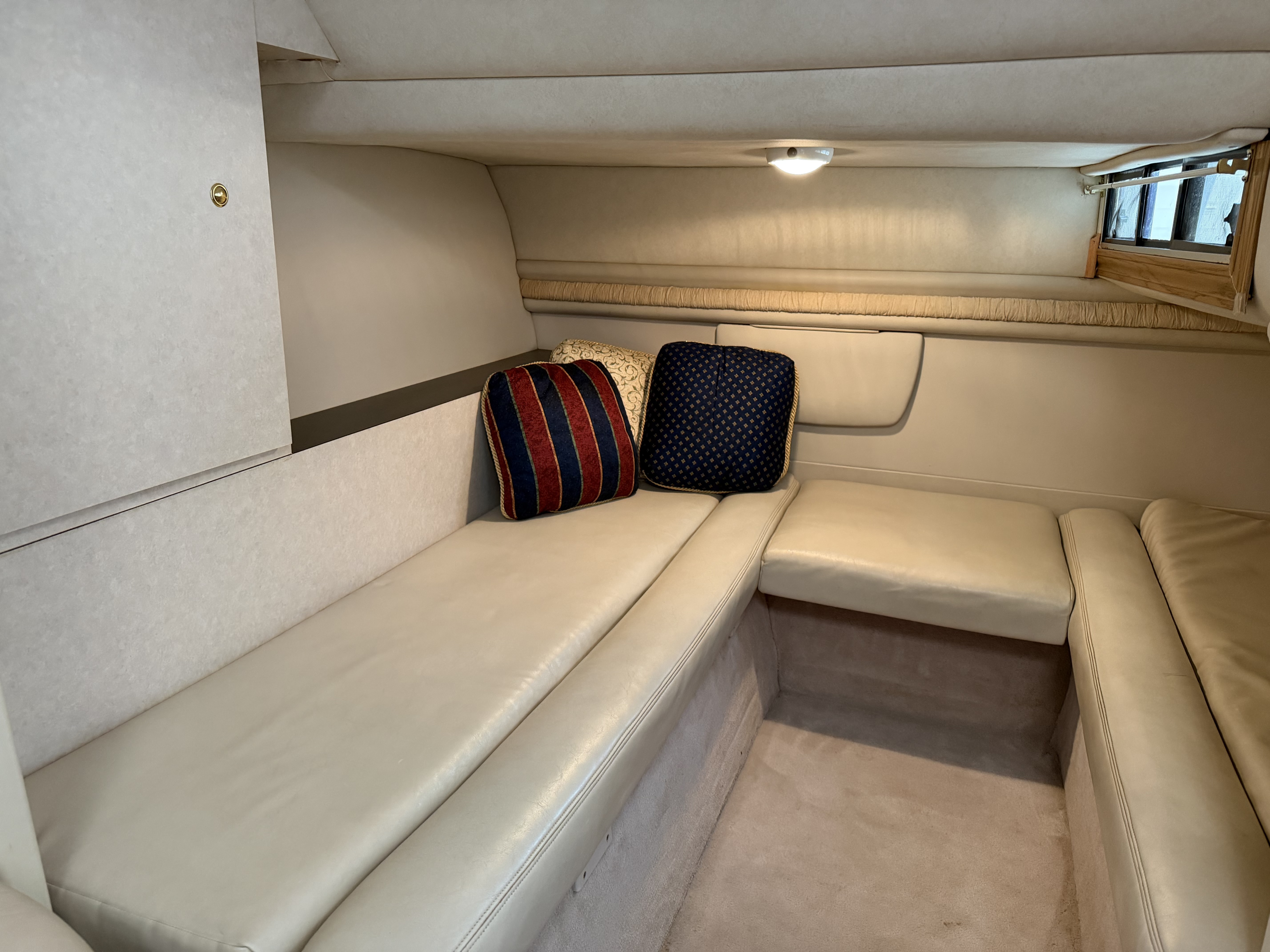 1997 Regal 402 Commodore in harrison twp MI