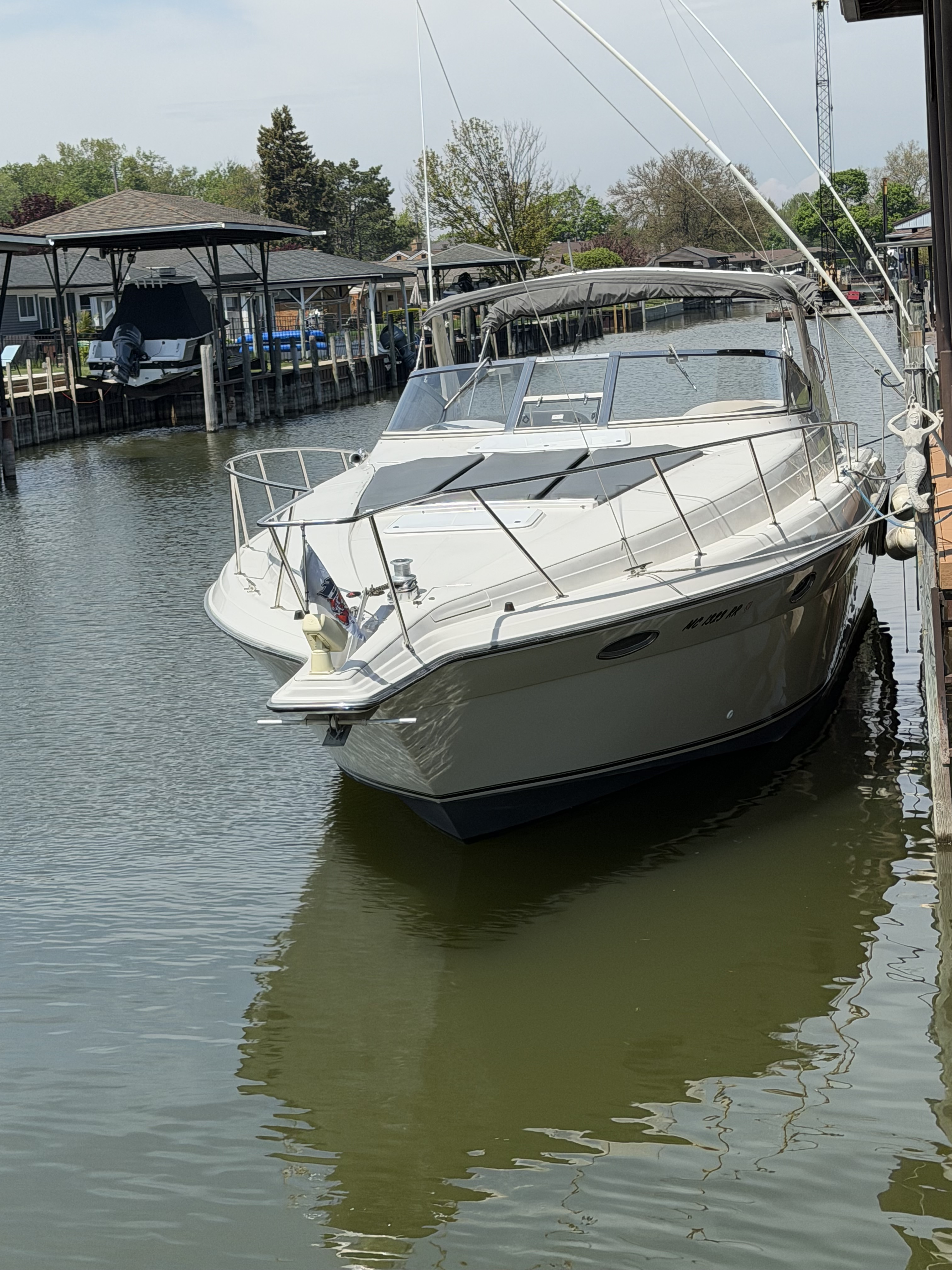 1997 Regal 402 Commodore in harrison twp MI