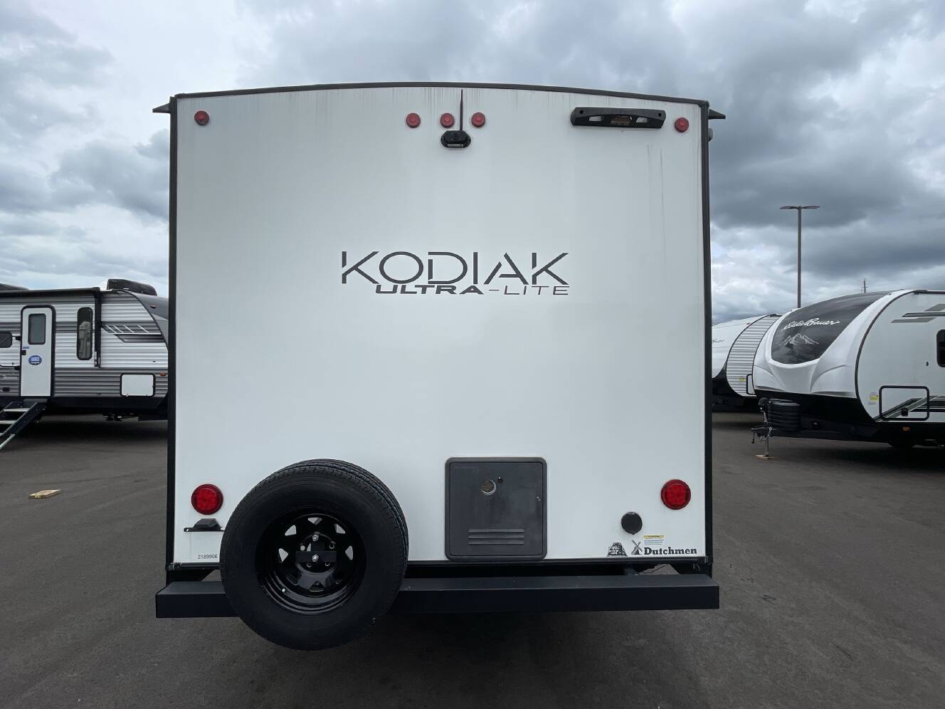 A photo of this 2023 Dutchmen KODIAK 289BHSL