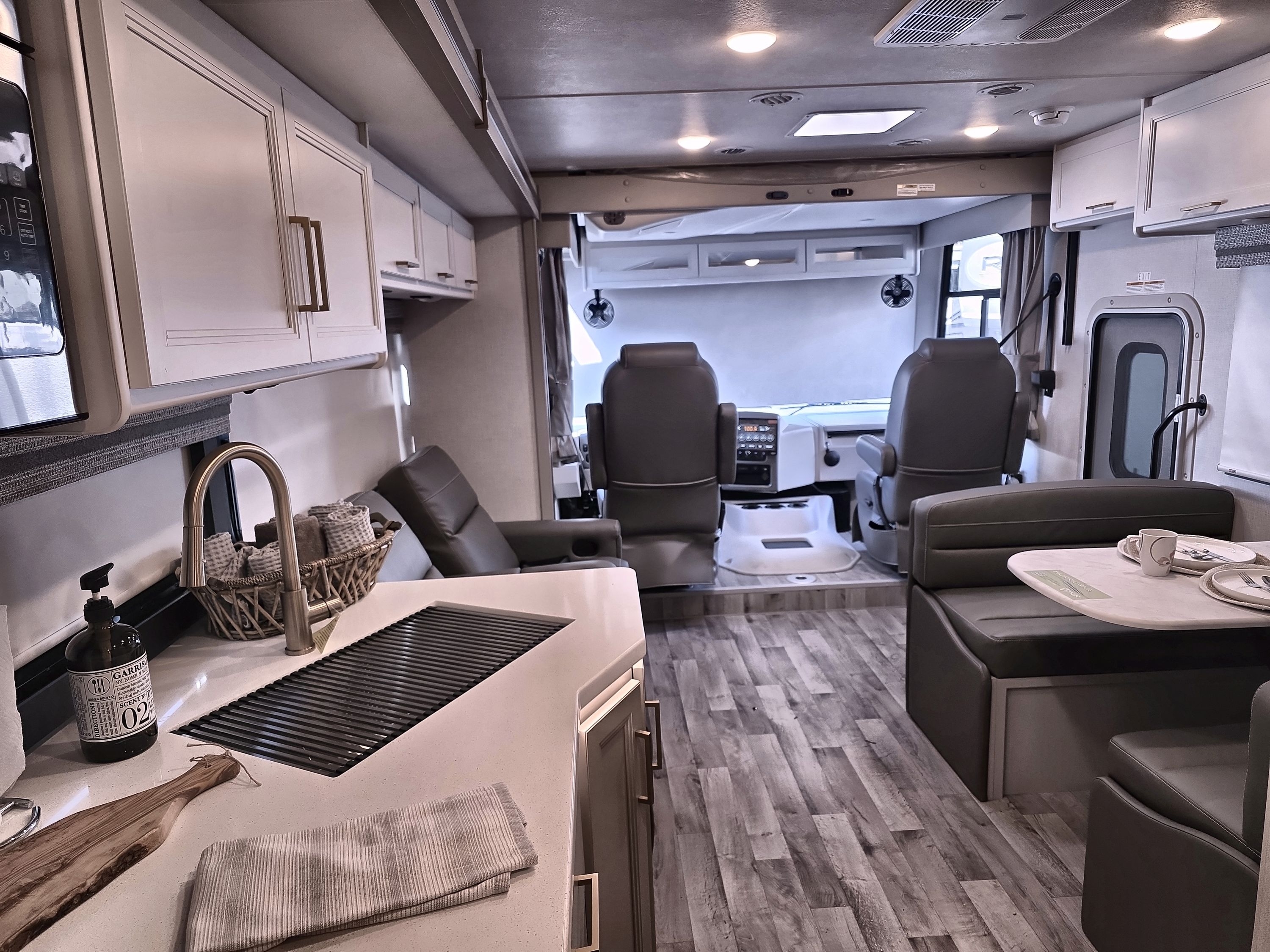 2026 Thor HURRICANE 29L in newhall CA