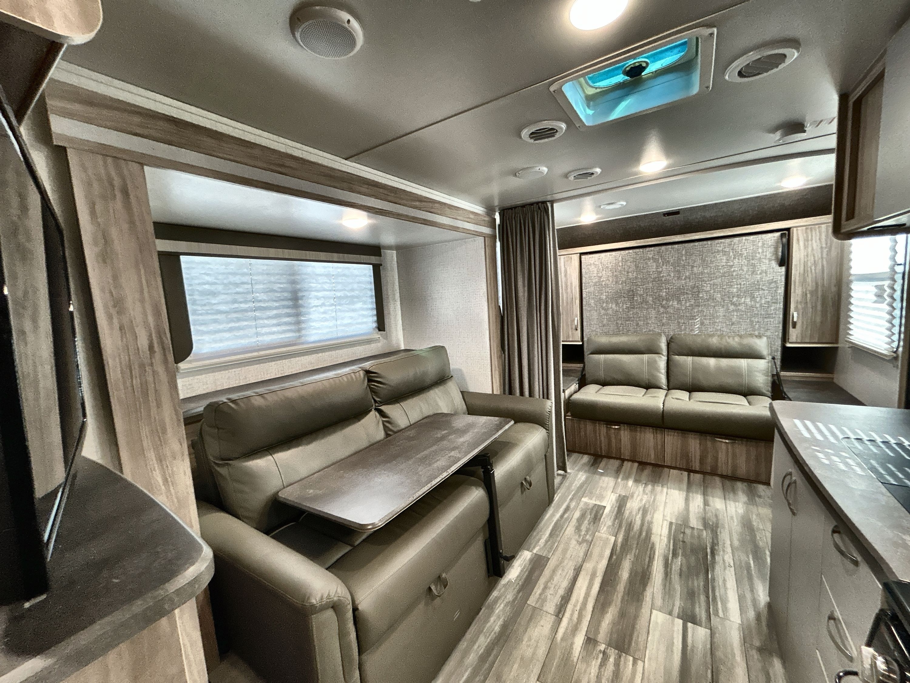 2022 Winnebago MICRO MINNIE FLX 2306BHS in north little rock AR