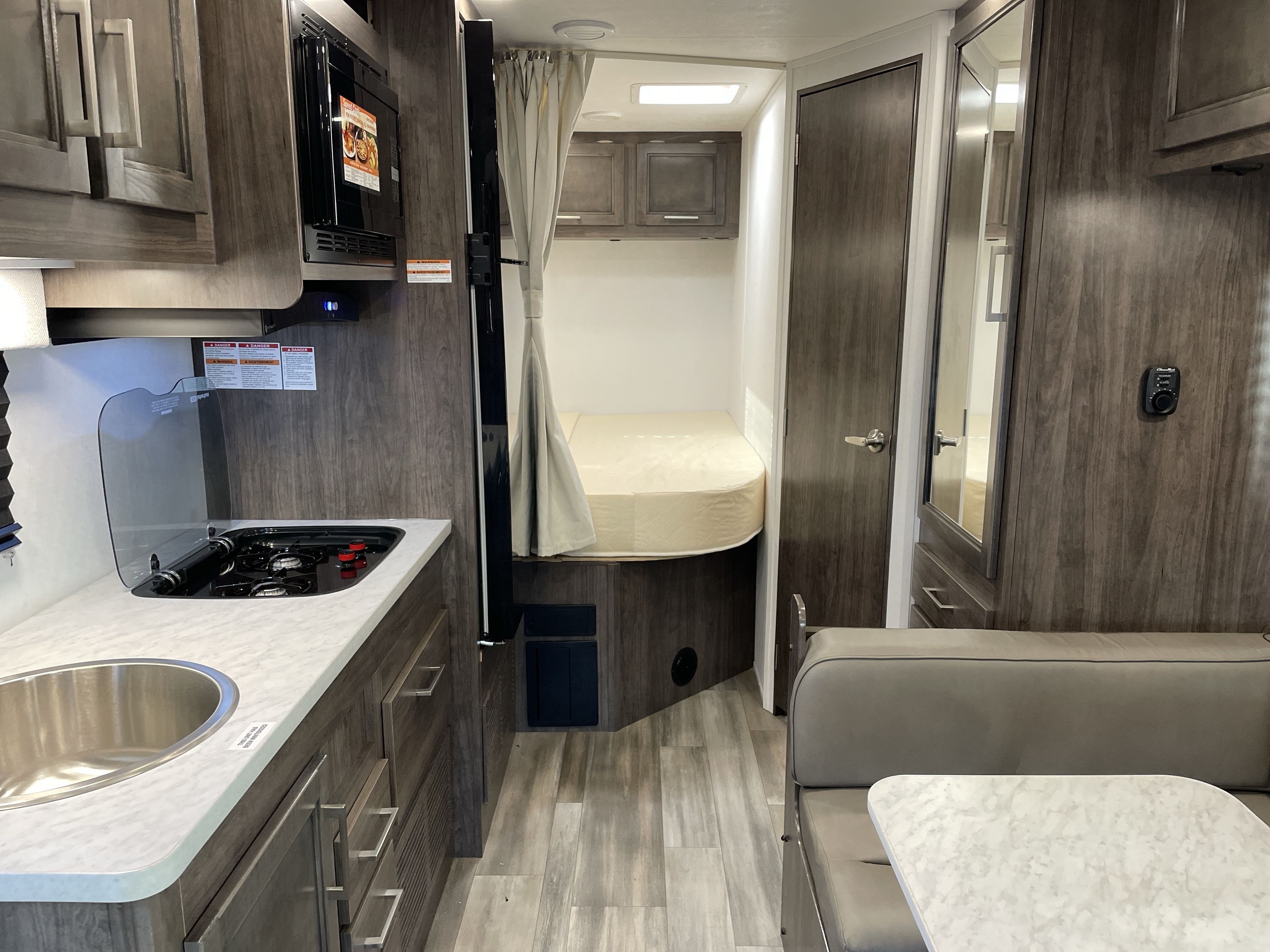 2026 Jayco REDHAWK SE 22E in anderson CA