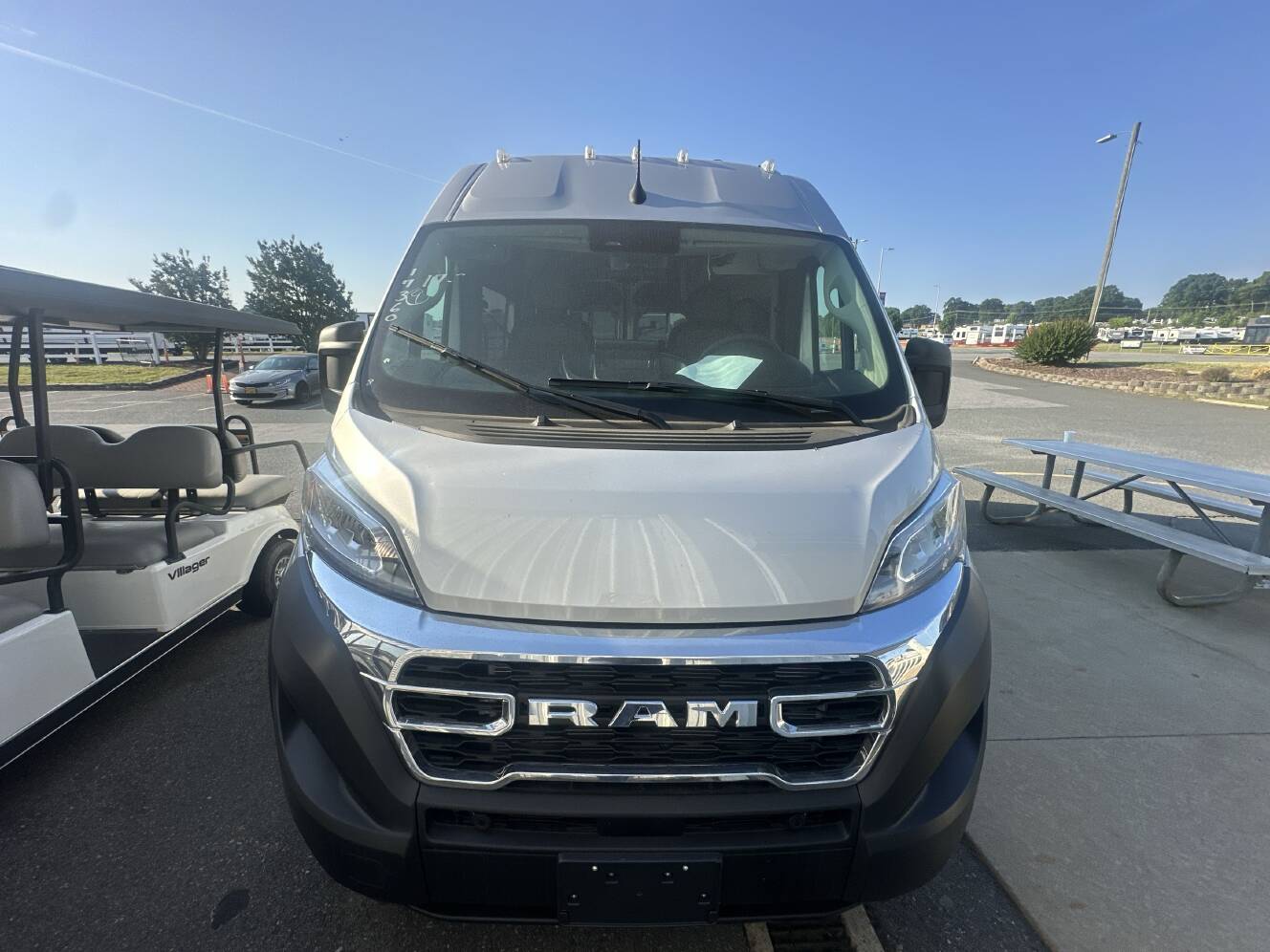 A photo of this 2027 Thor FREEDOM ELITE 17D